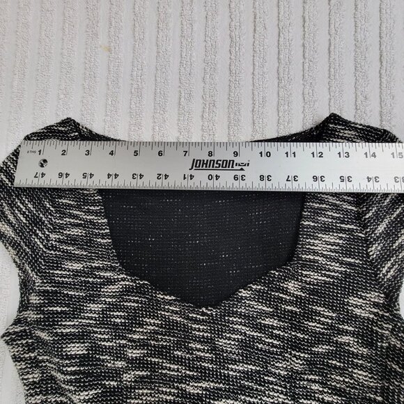 Anthropologie Postmark Womens Black White Textured Peplum Top Small Cap Sleeve - Picture 5 of 7